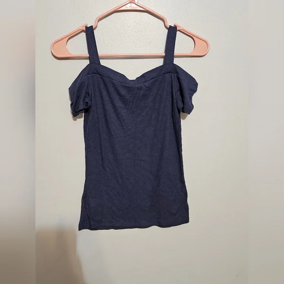 Blue Sleeveless Cut Out Tank Top - Picture 2 of 3